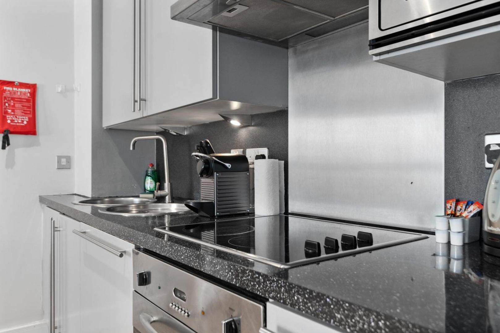 Guestready - City Escape In Tower Hill Appartement Londen Buitenkant foto